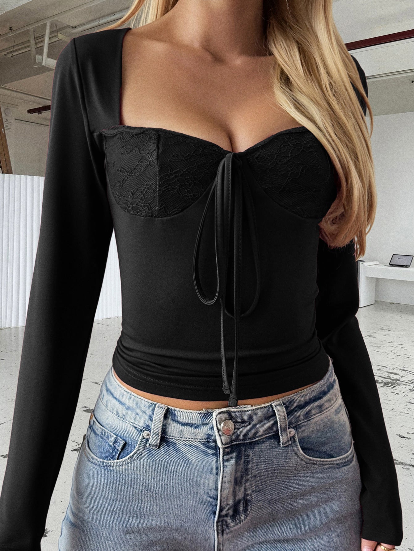 Hot Girl Women's Lace Long-sleeved Bottoming Shirt T-shirt