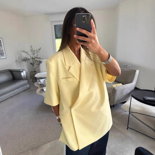 Short Sleeve And Pants Suit Versatile