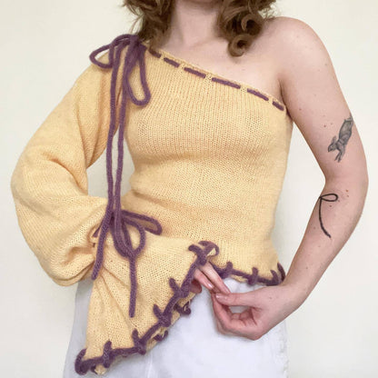 Oblique Shoulder Tops Contrast Color Bell Sleeve Off-shoulder Sexy Knitwear