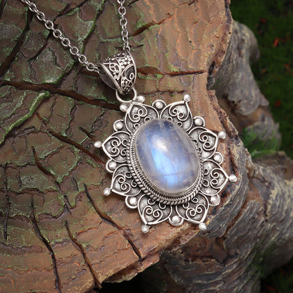 European And American Style Gemstone Pendant Trendy Wild Necklace